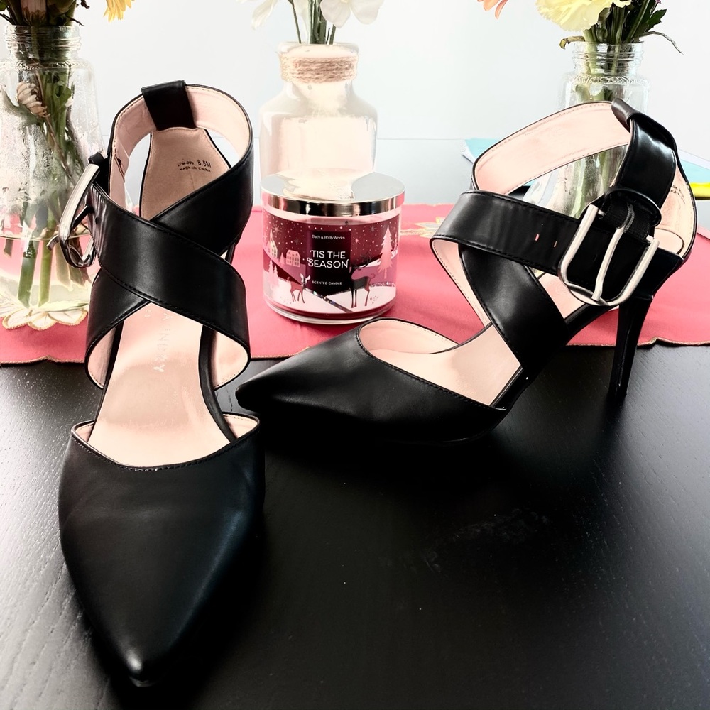 Chines Laundry 👠 size 8.5 in black
